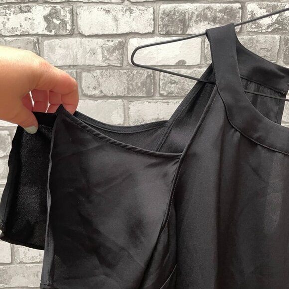 Little Black Dress - Picture 4 of 5